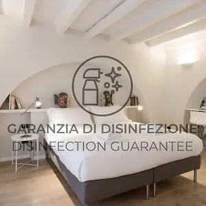 Italianway - Rosales 1 Flat , Milano Italia